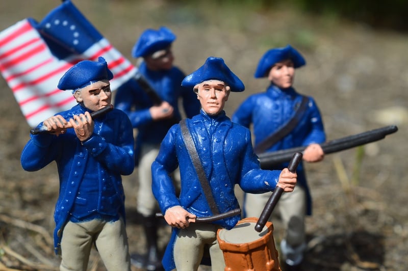 Revolutionary War patriot statue